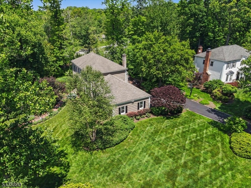 52 Hampton Rd