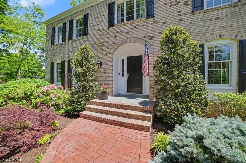 52 Hampton Rd