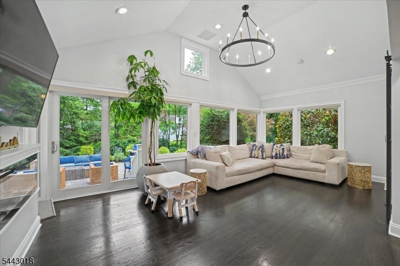 1459 Dunn Pkwy