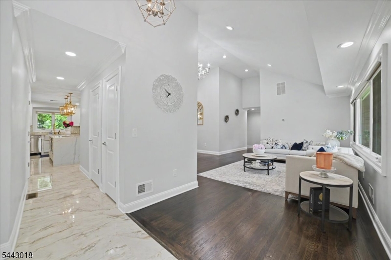 1459 Dunn Pkwy