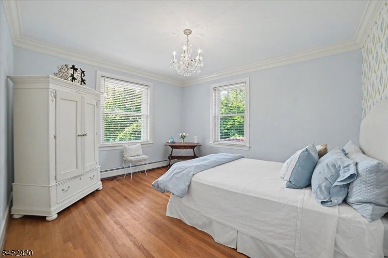 44 Manor Dr