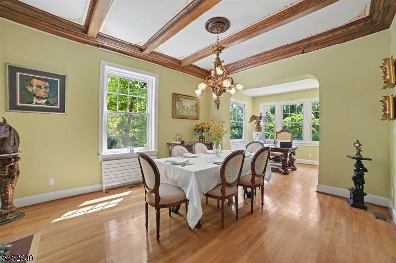44 Manor Dr
