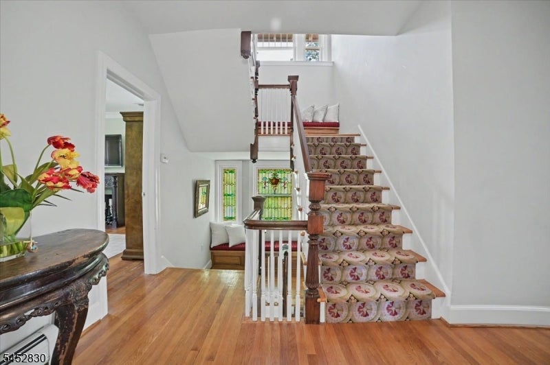 44 Manor Dr