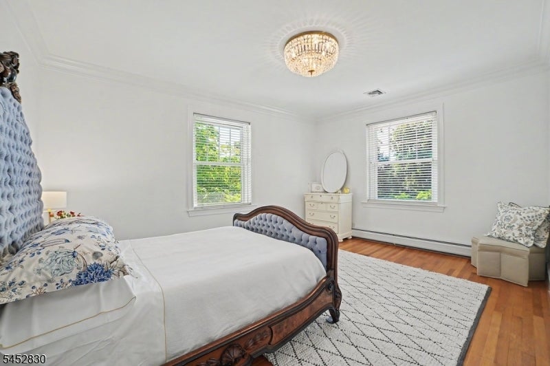 44 Manor Dr
