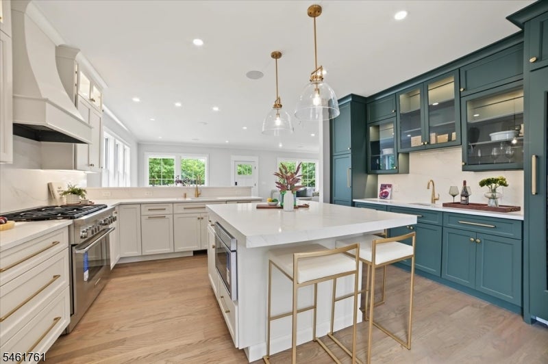 30 Peapack Rd