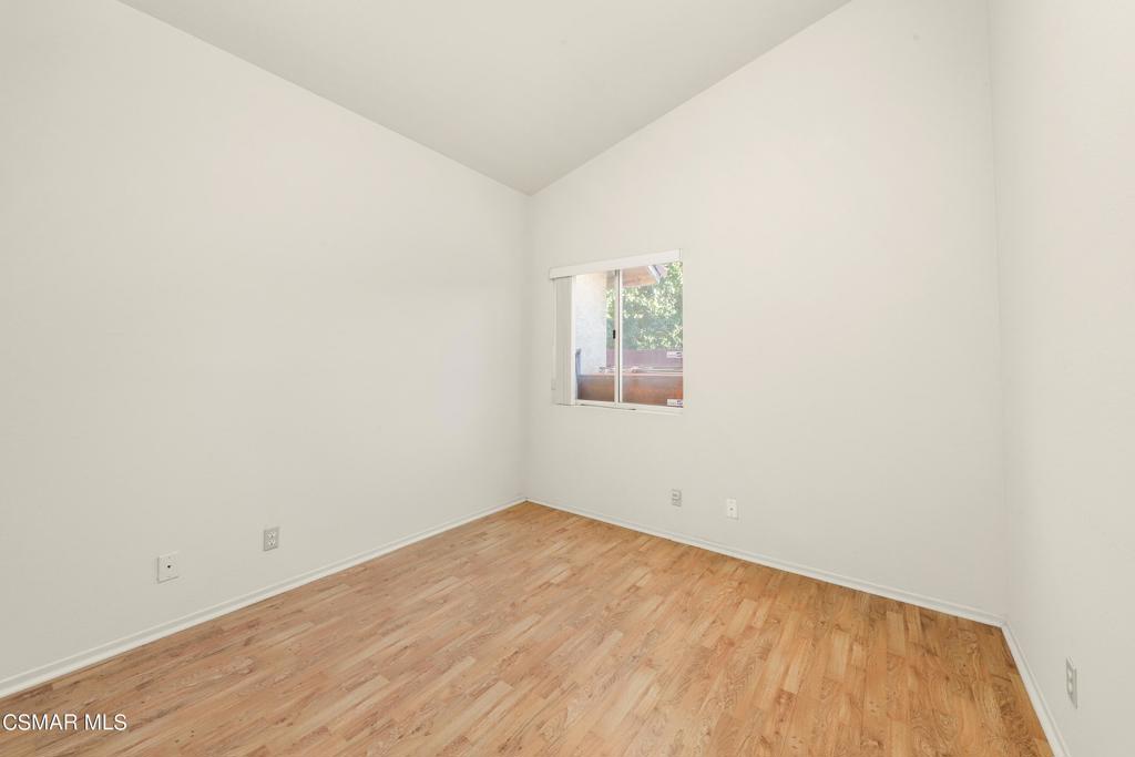 44257 37th Street W