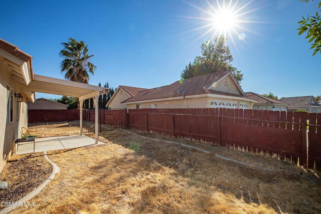 44257 37th Street W