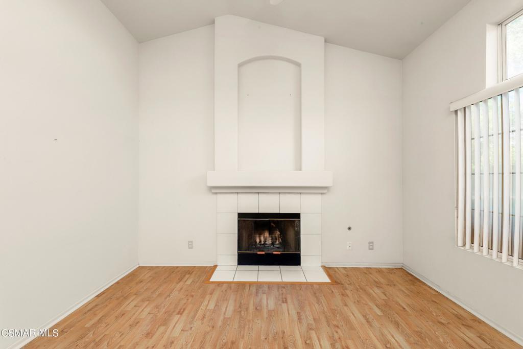 44257 37th Street W
