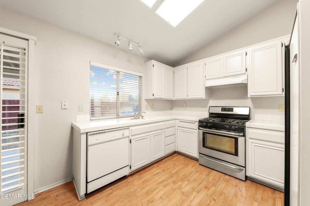44257 37th Street W
