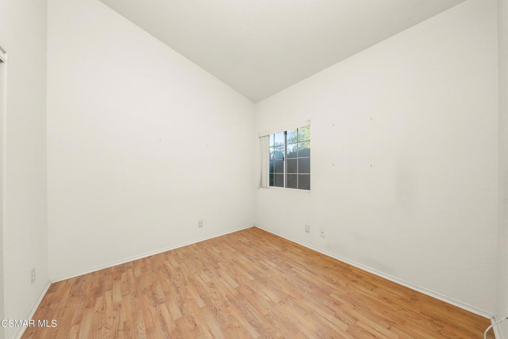 44257 37th Street W