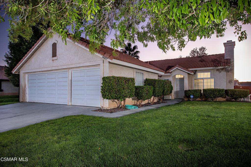 44257 37th Street W
