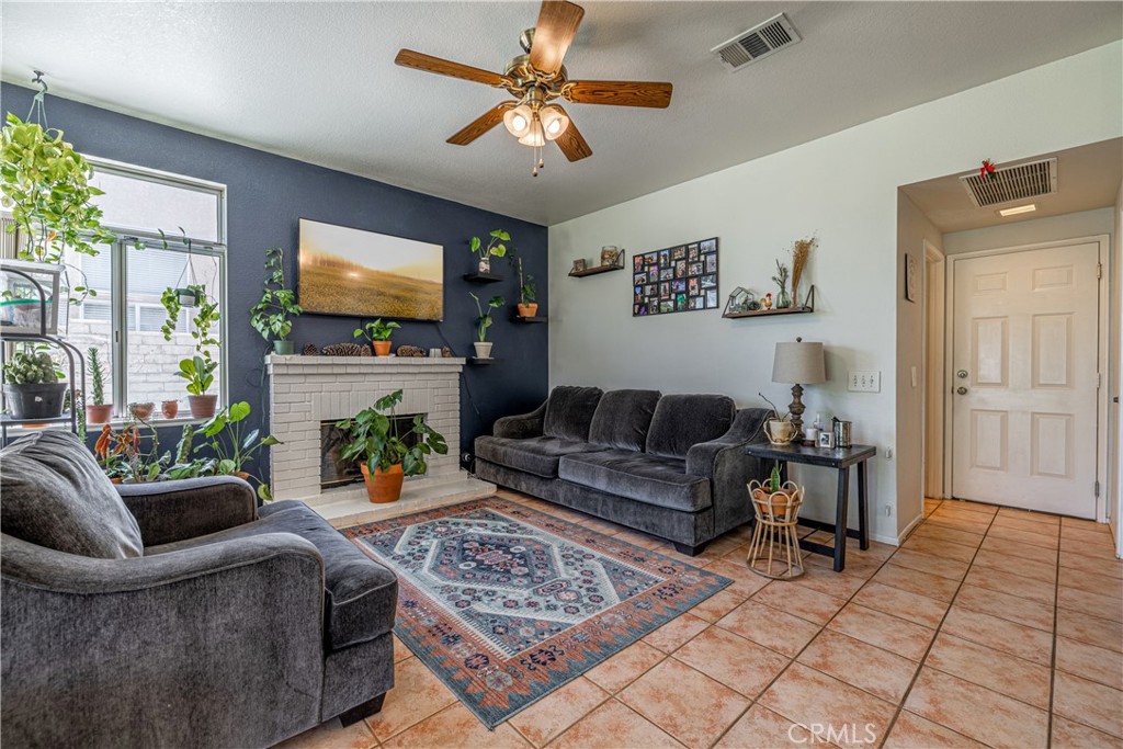 3057 Coyote Road