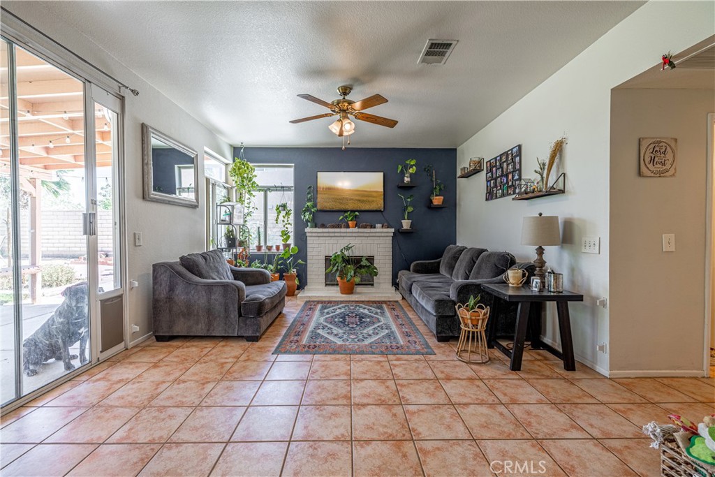 3057 Coyote Road