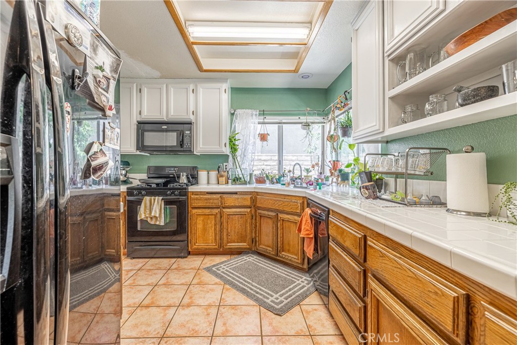 3057 Coyote Road