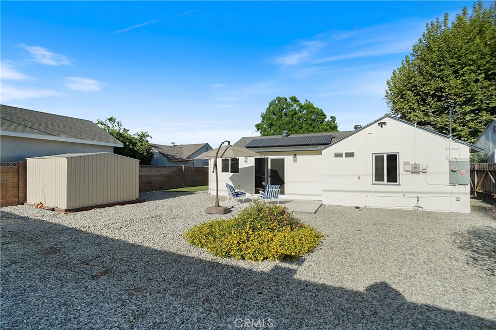 7437 Jellico Avenue