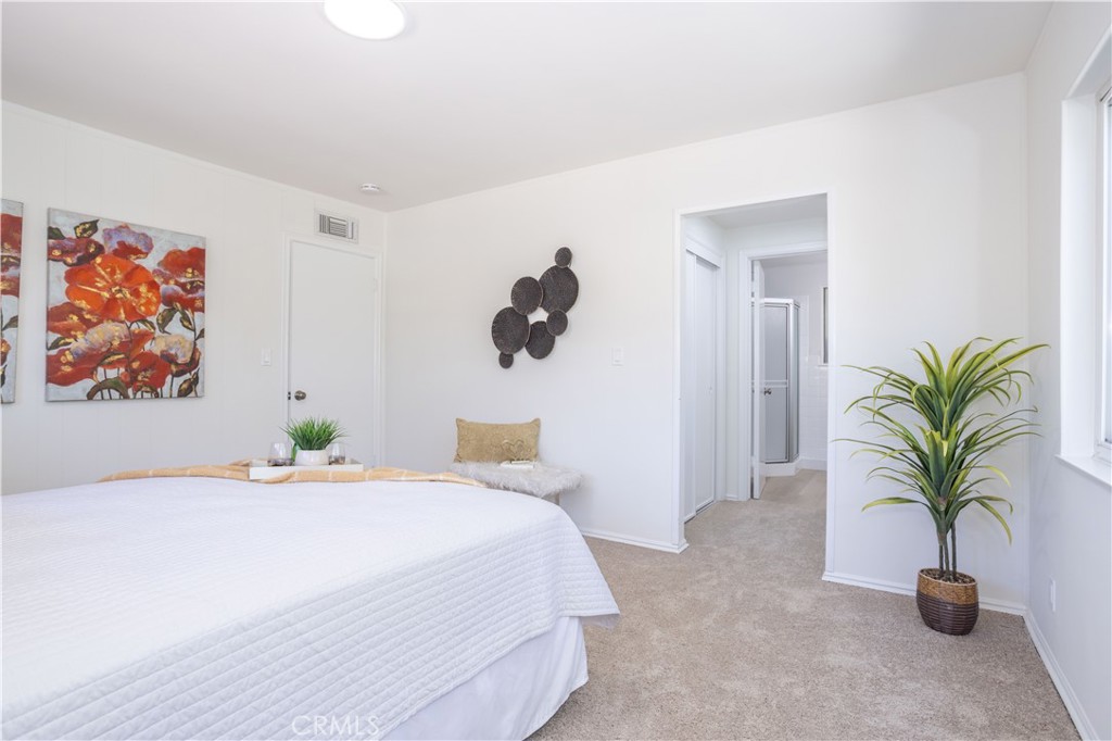 18300 San Fernando Mission Boulevard