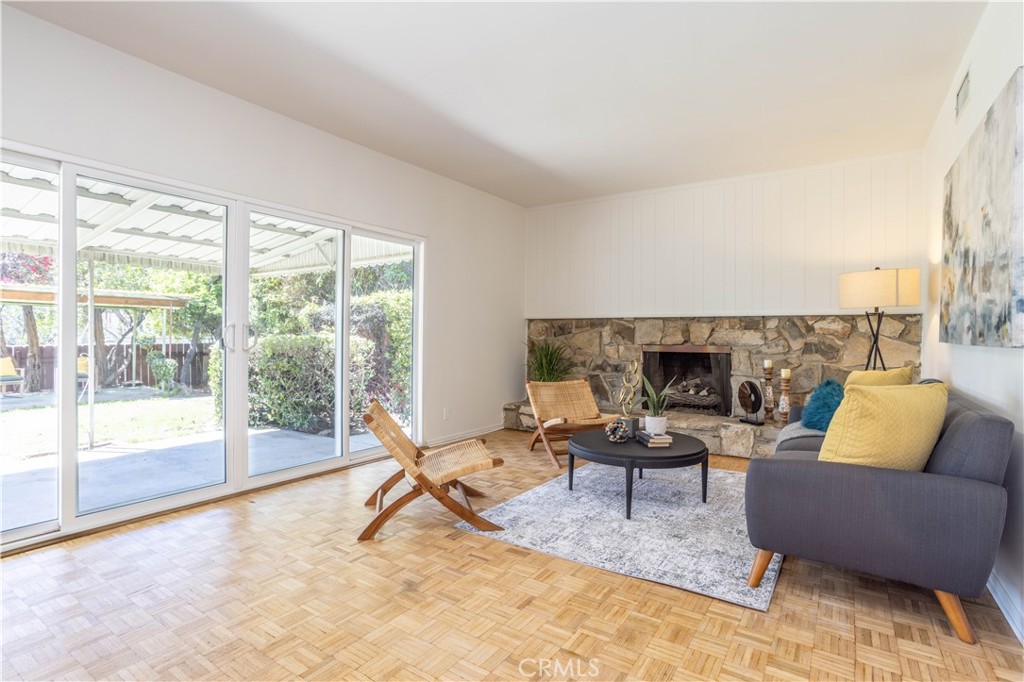 18300 San Fernando Mission Boulevard