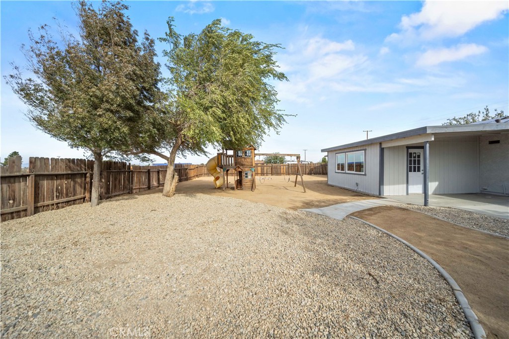 38435 95th Street E