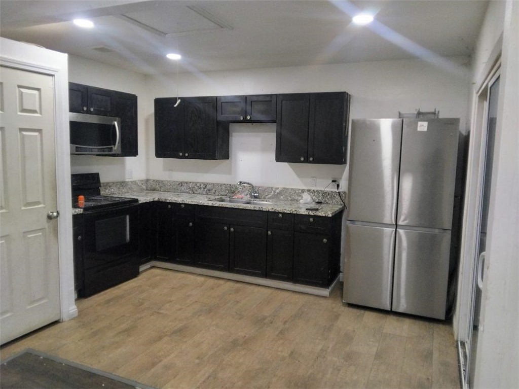 15561 El Cajon Street