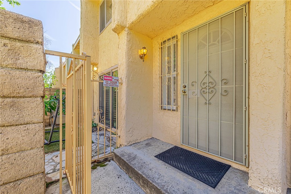 8633 Balboa 2