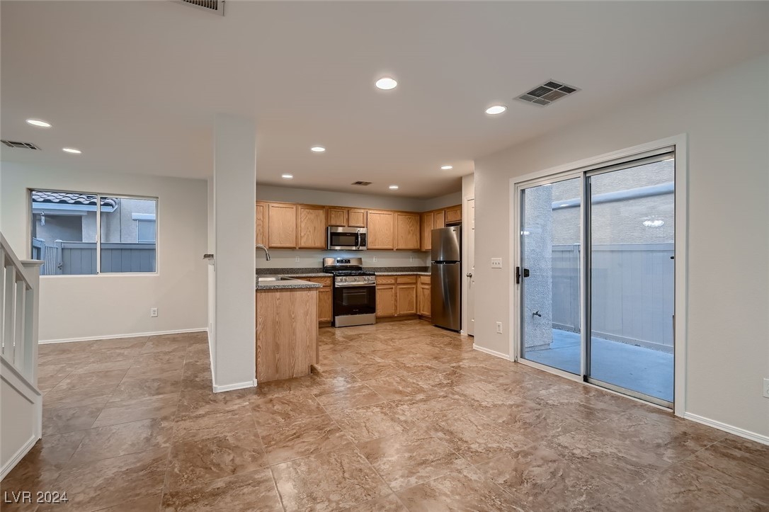 972 Monte De Oro Avenue