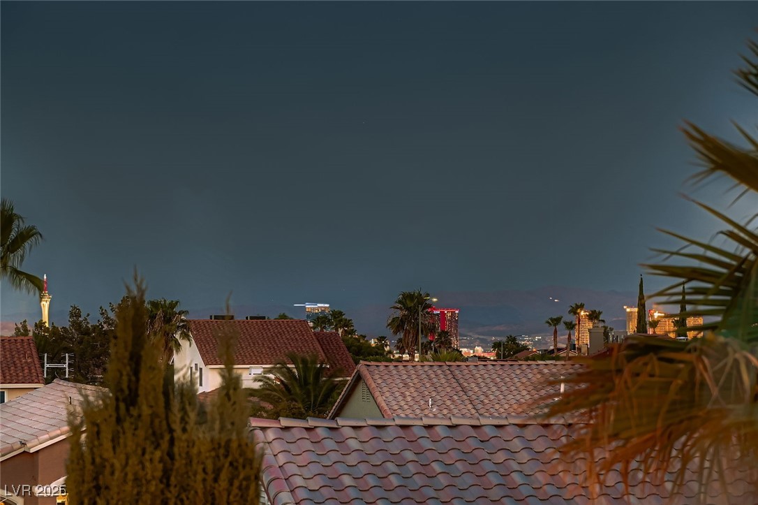 1612 Estrella Street