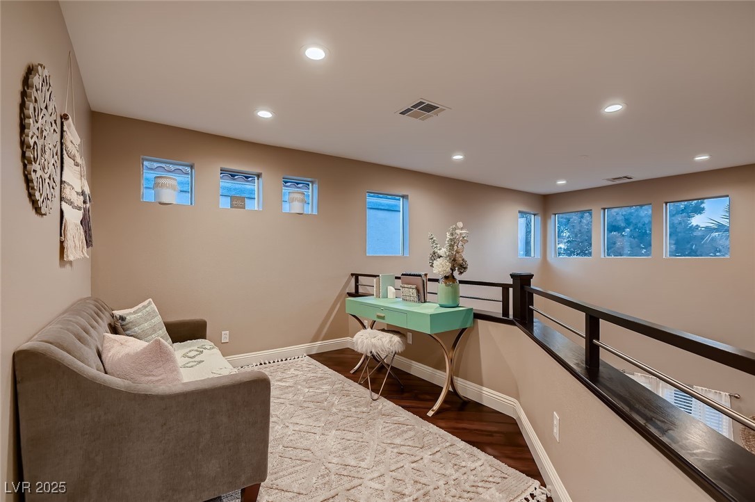 1612 Estrella Street