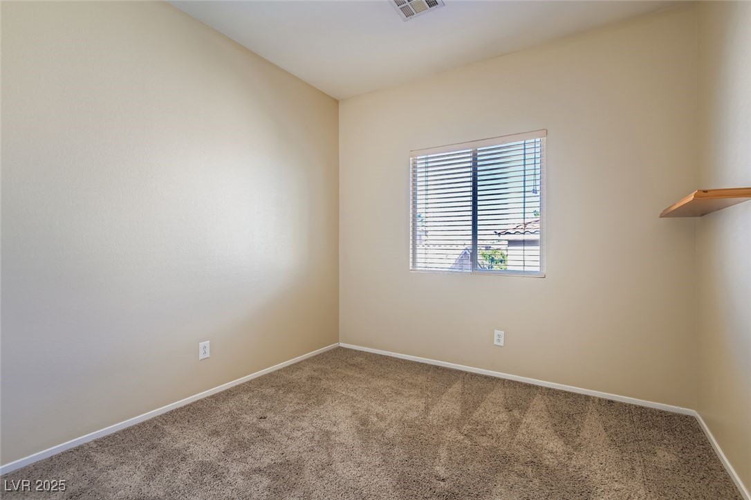 10368 Sloping Hill Avenue