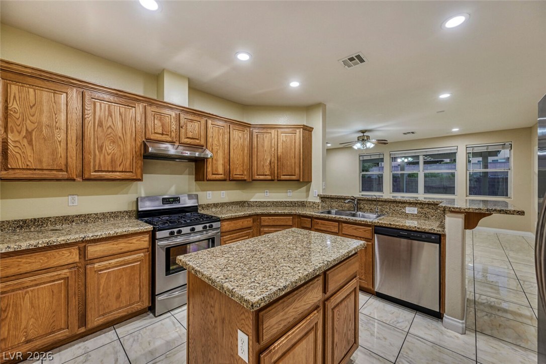 9609 Rolling Thunder Avenue