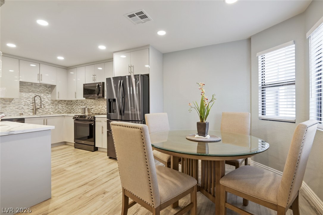 2720 Beaver Creek Court 202