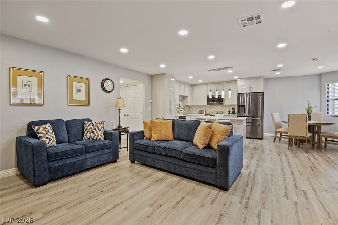 2720 Beaver Creek Court 202