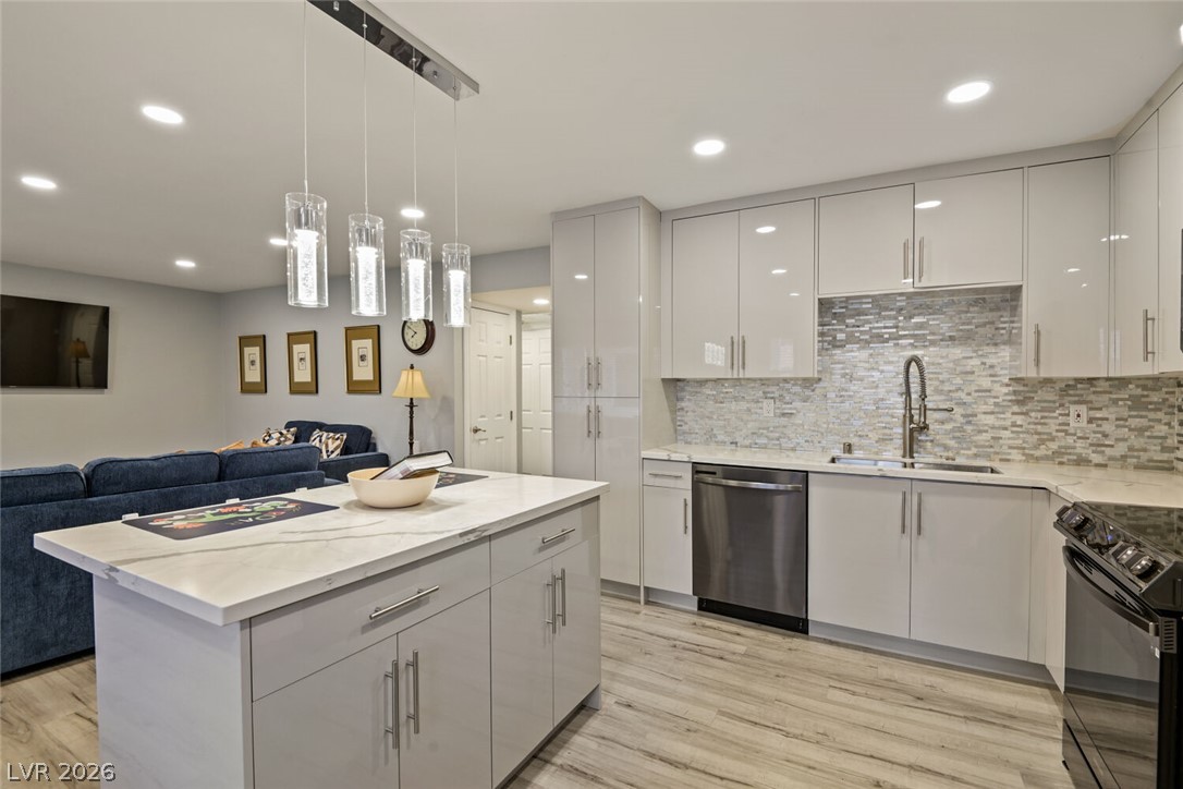 2720 Beaver Creek Court 202