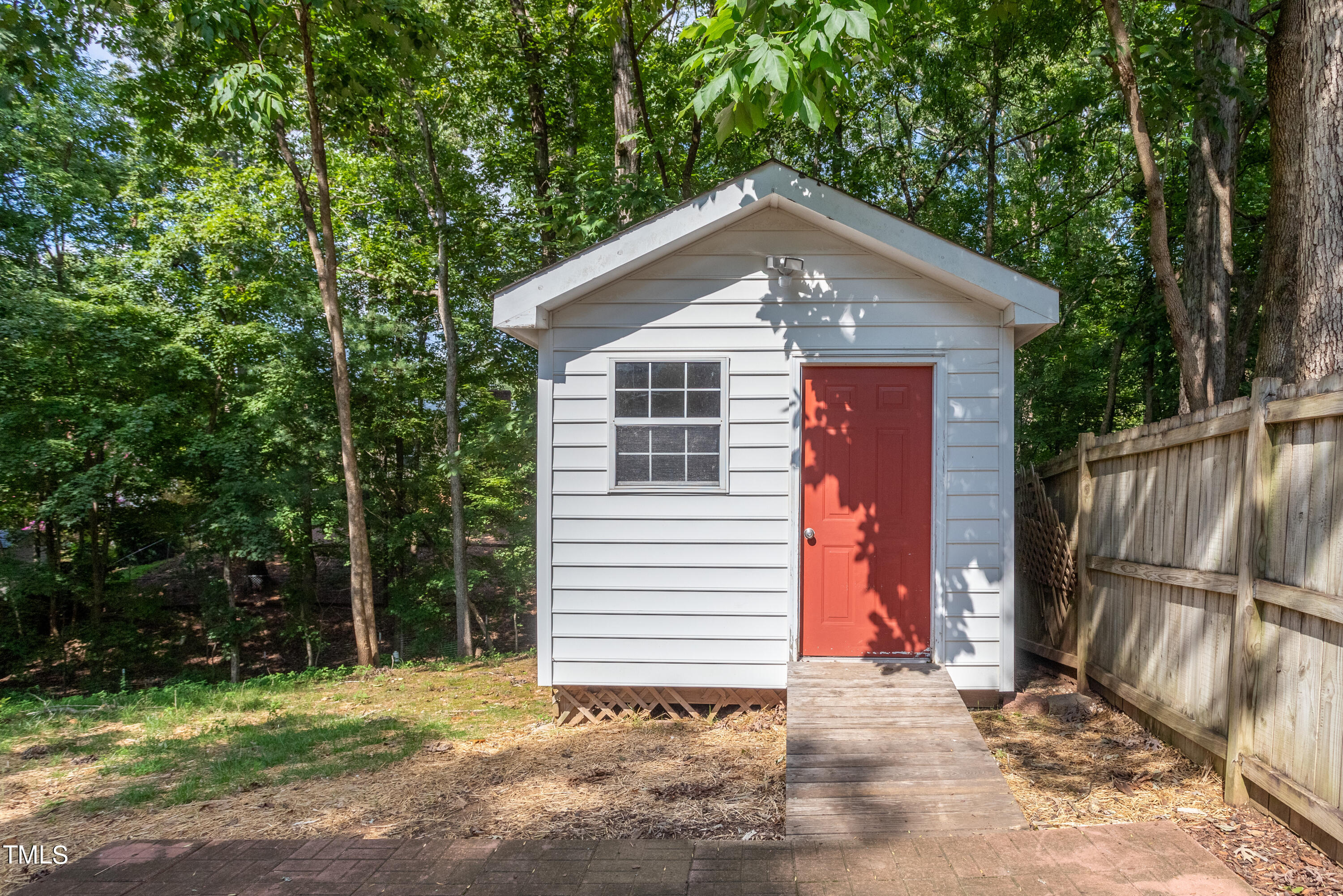 110 Hawks Nest Court