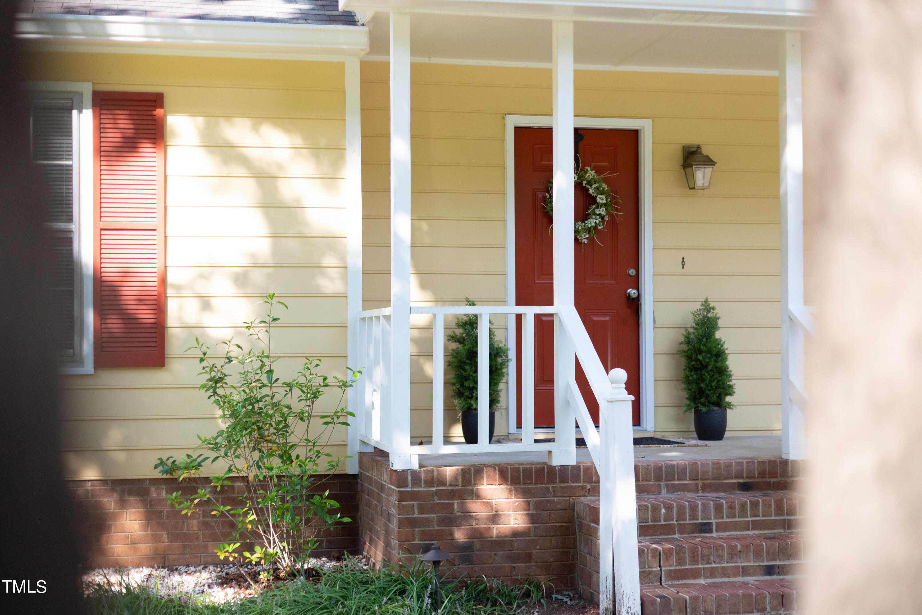 110 Hawks Nest Court