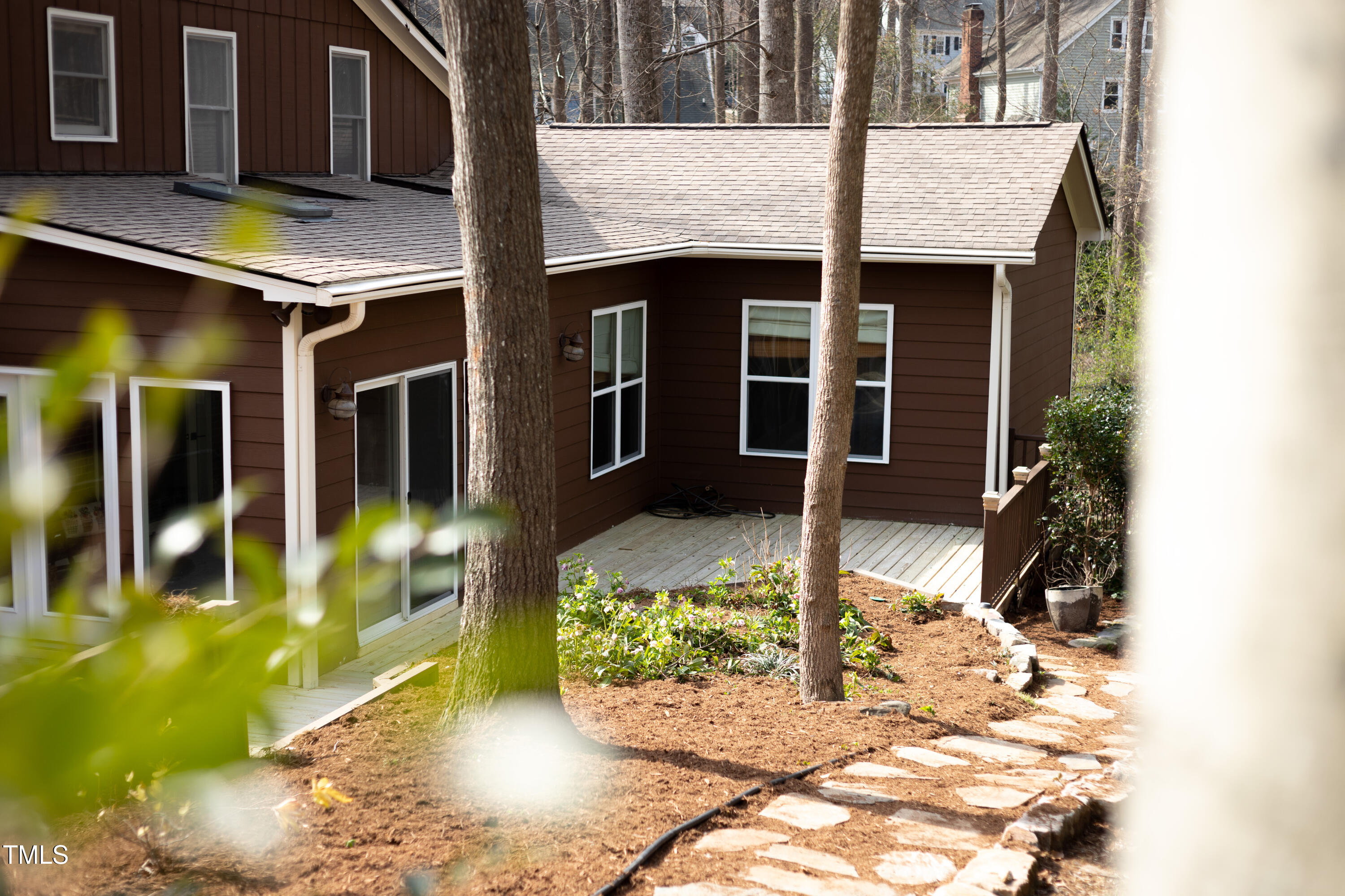 524 Farmington Woods Drive