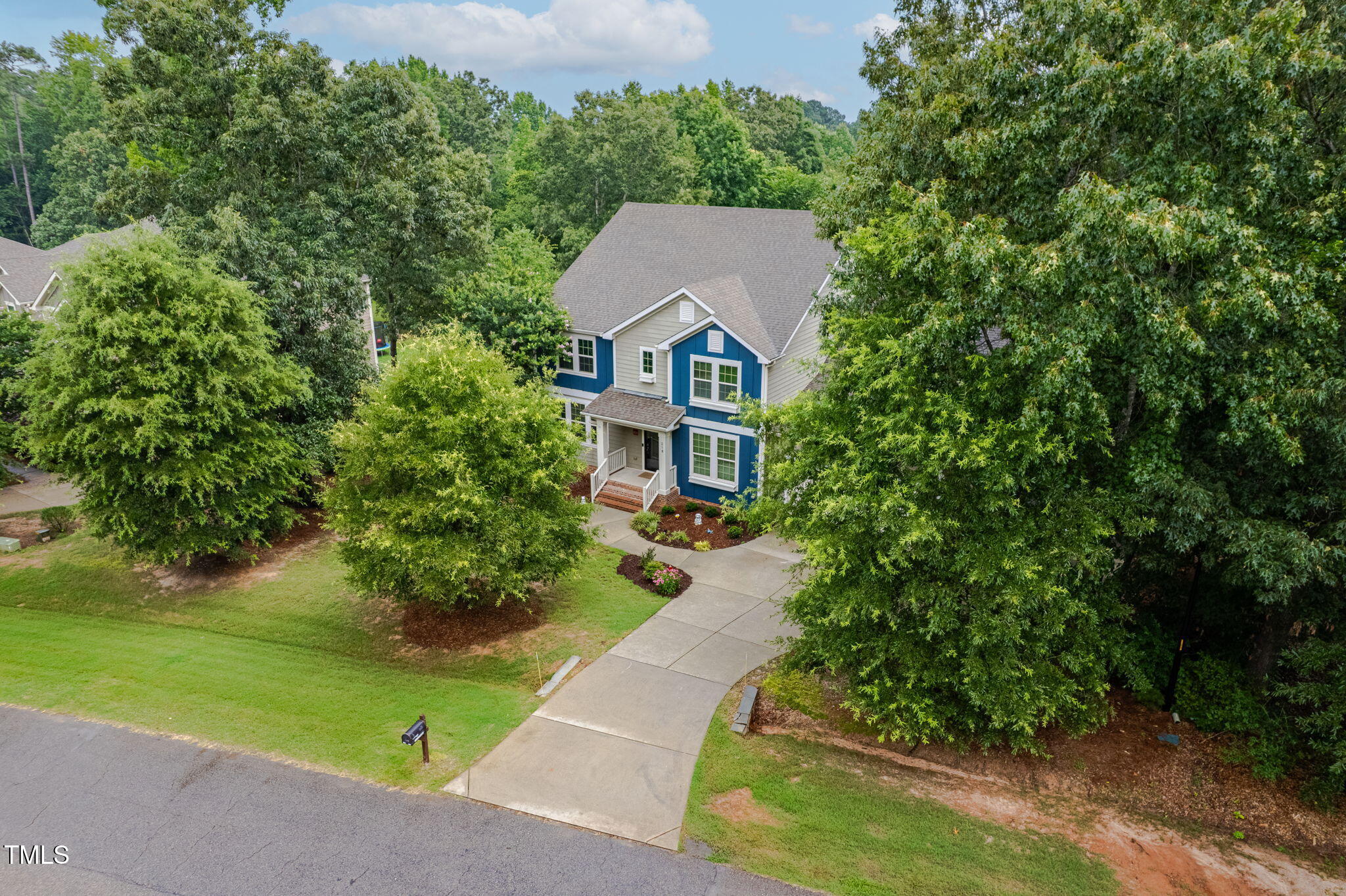 218 Inwood Forest Drive