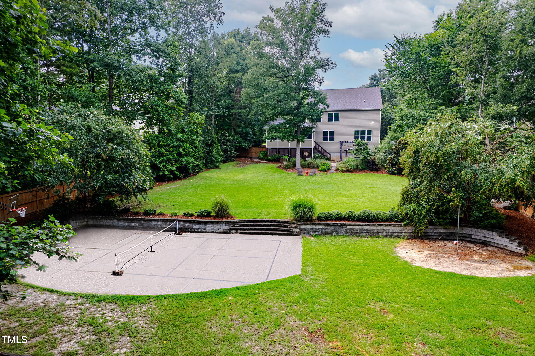 218 Inwood Forest Drive