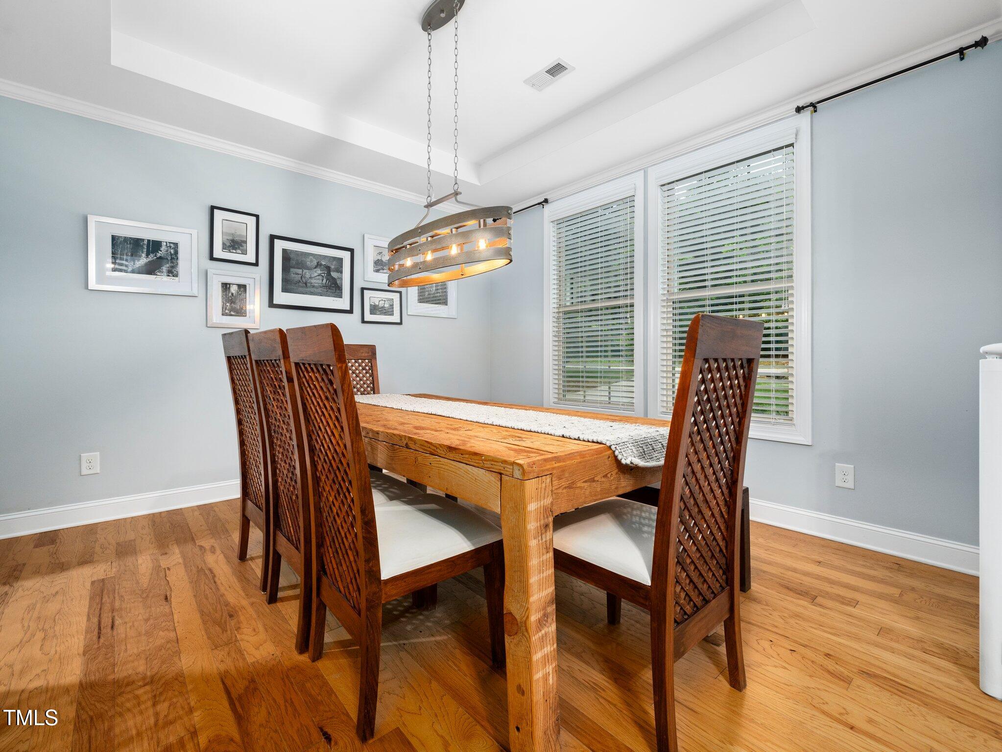 218 Inwood Forest Drive