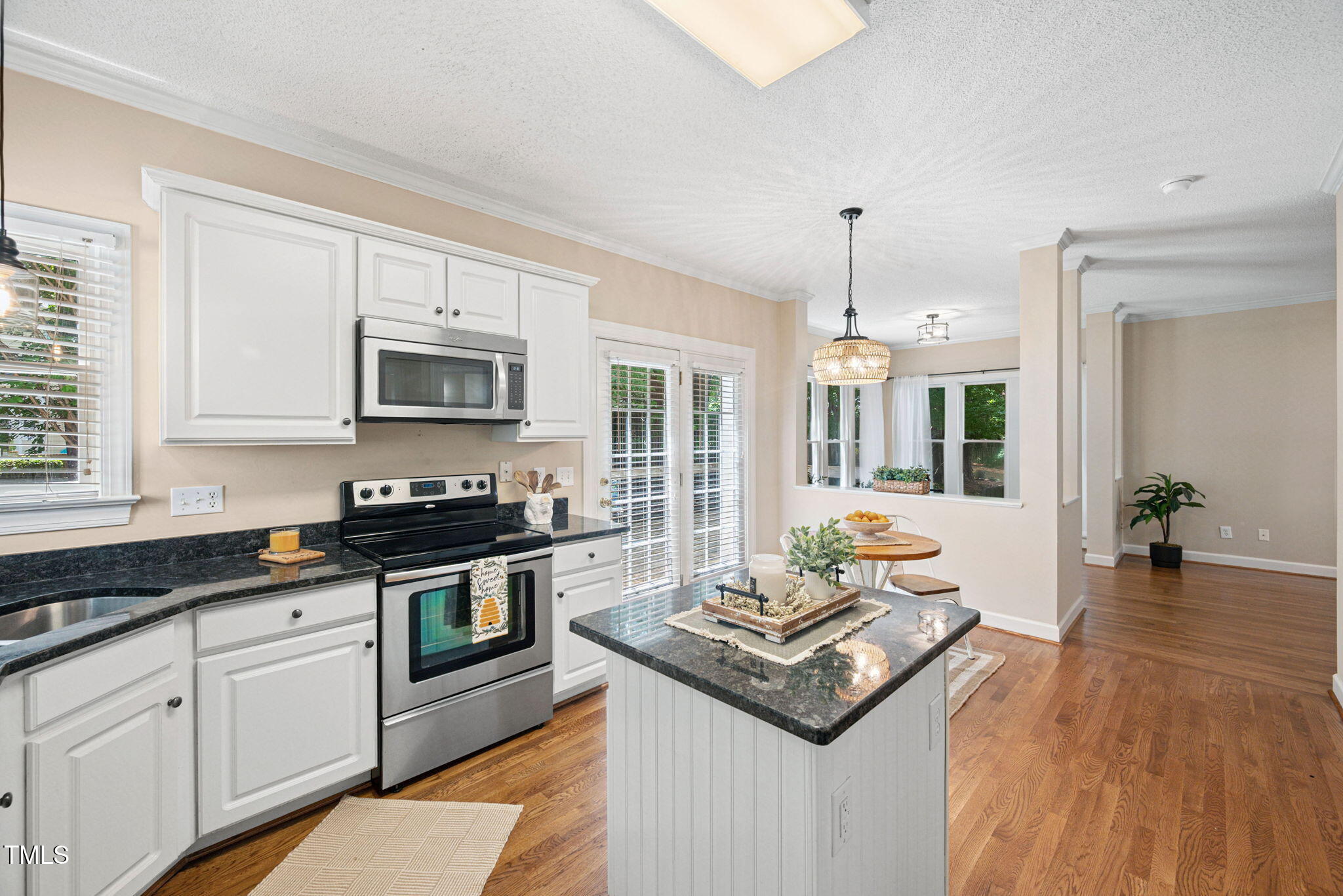 2102 Watersglen Drive