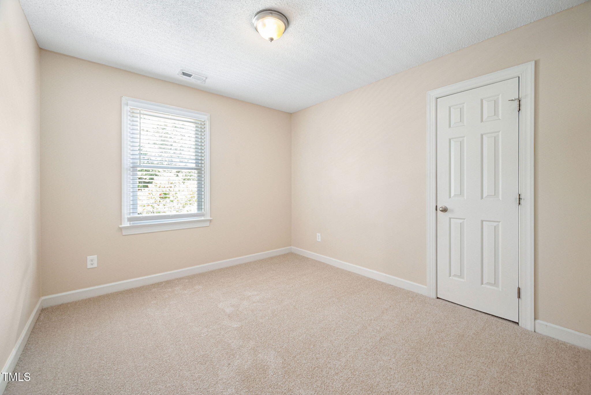2102 Watersglen Drive