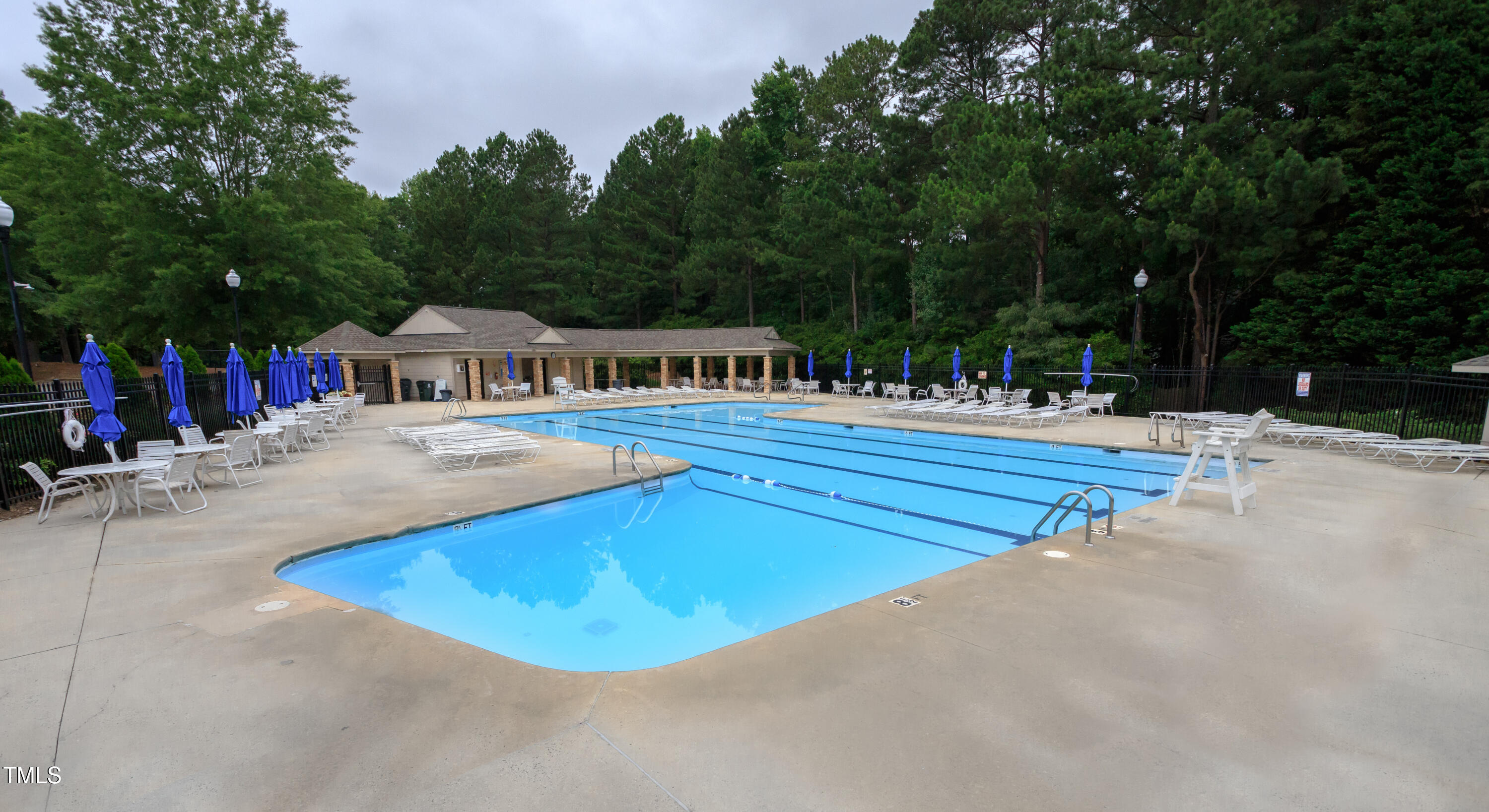 2102 Watersglen Drive