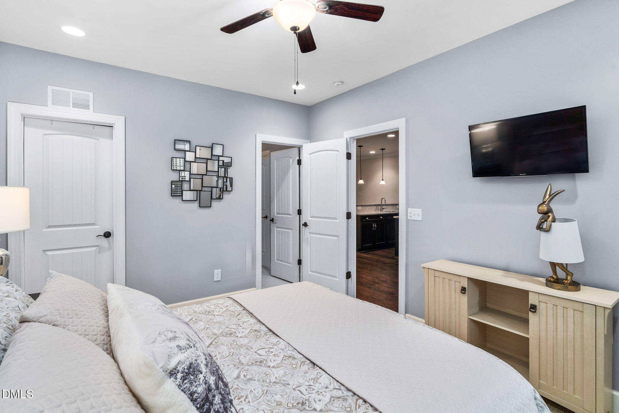 656 Angelica Circle