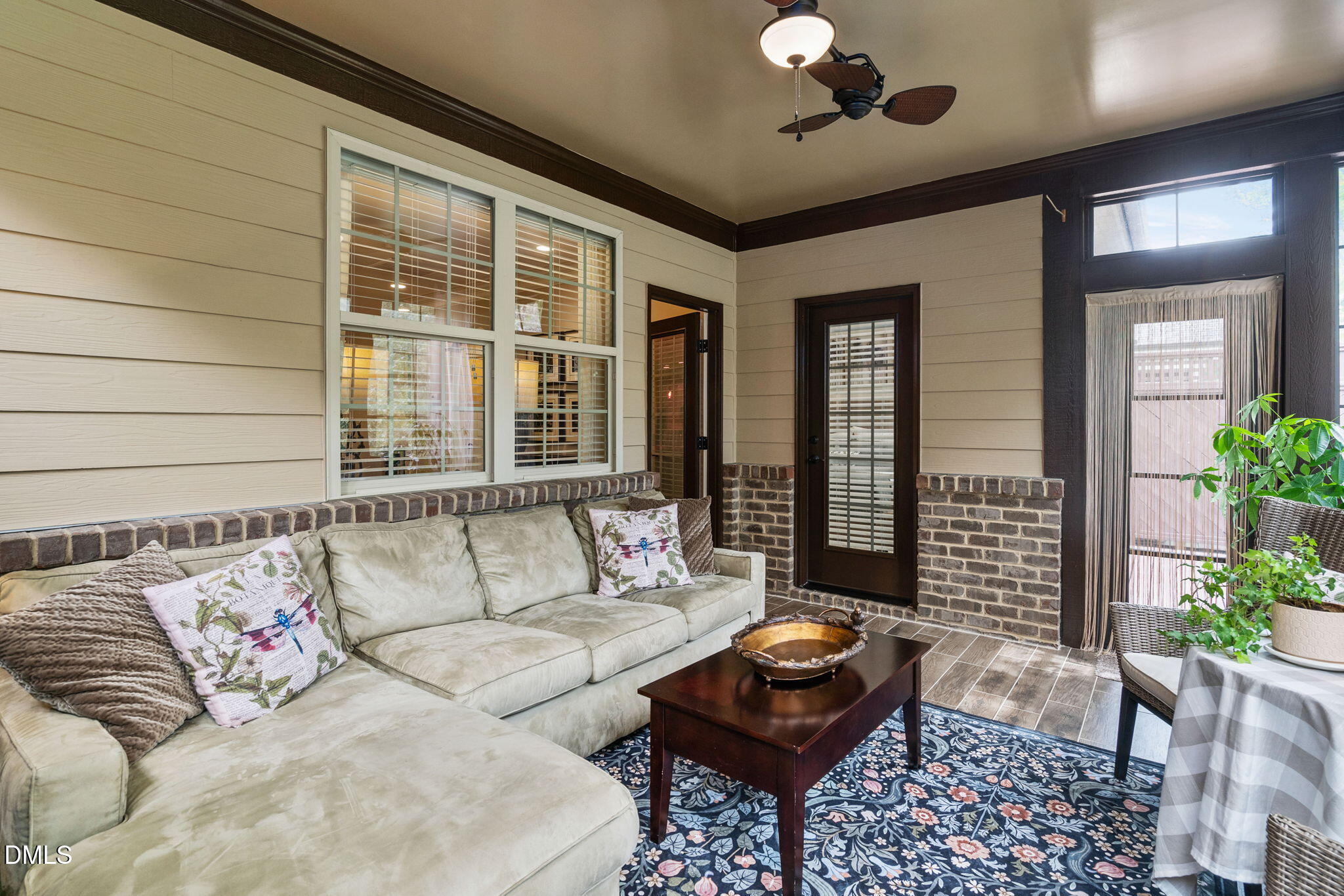 656 Angelica Circle