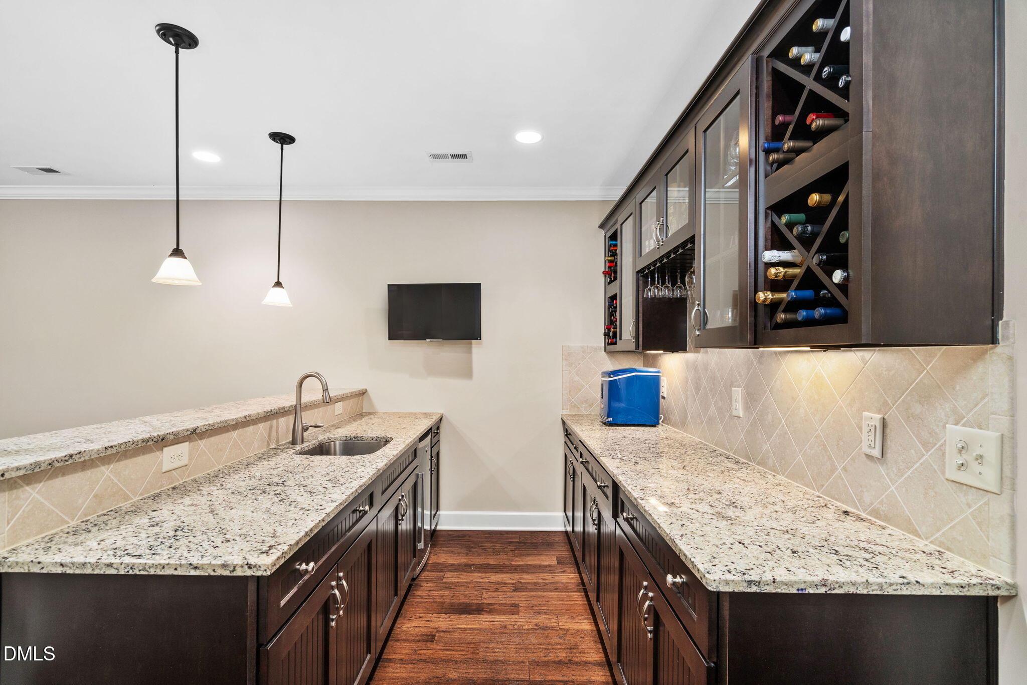 656 Angelica Circle
