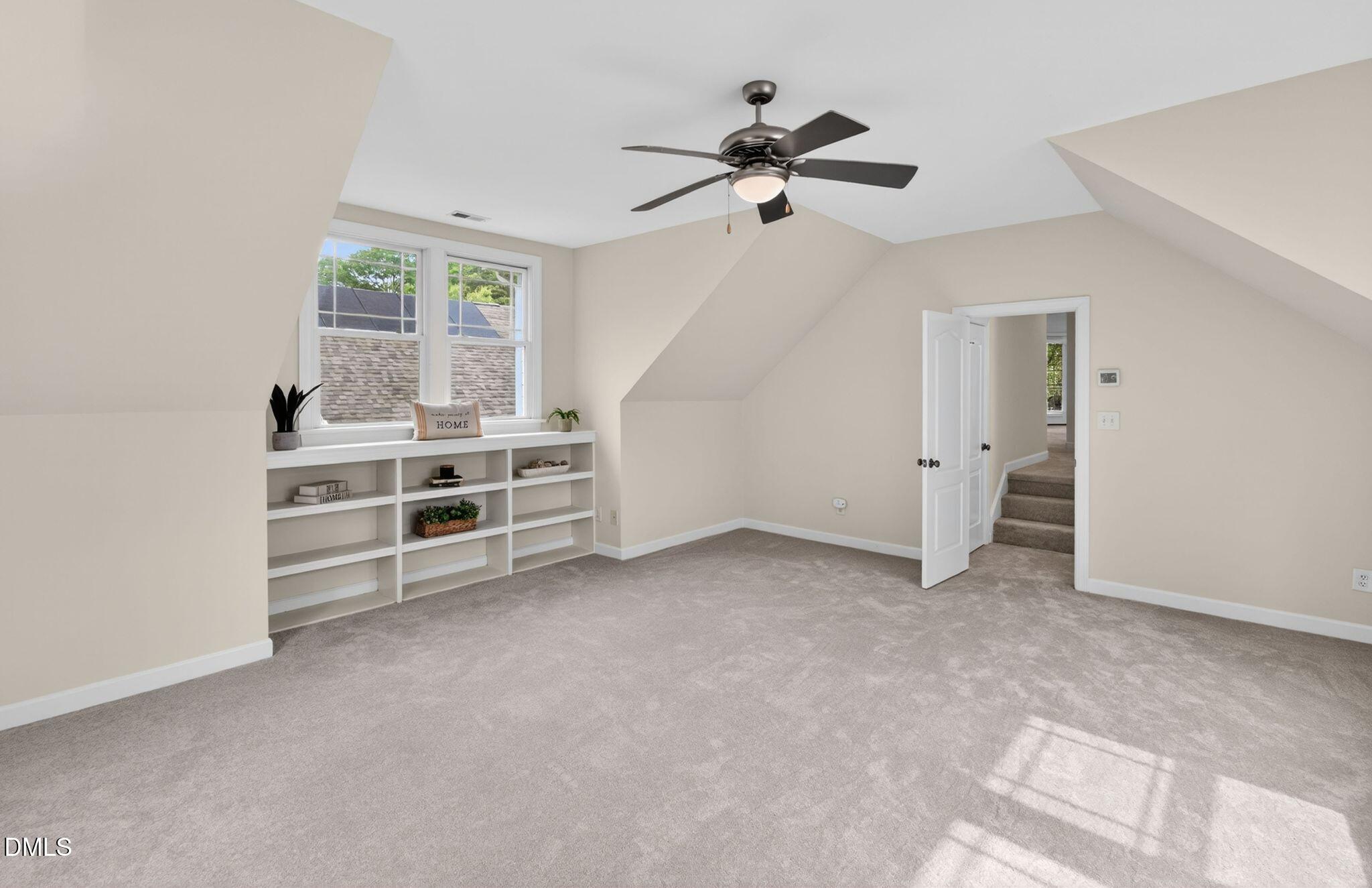 909 Carpenter Town Lane