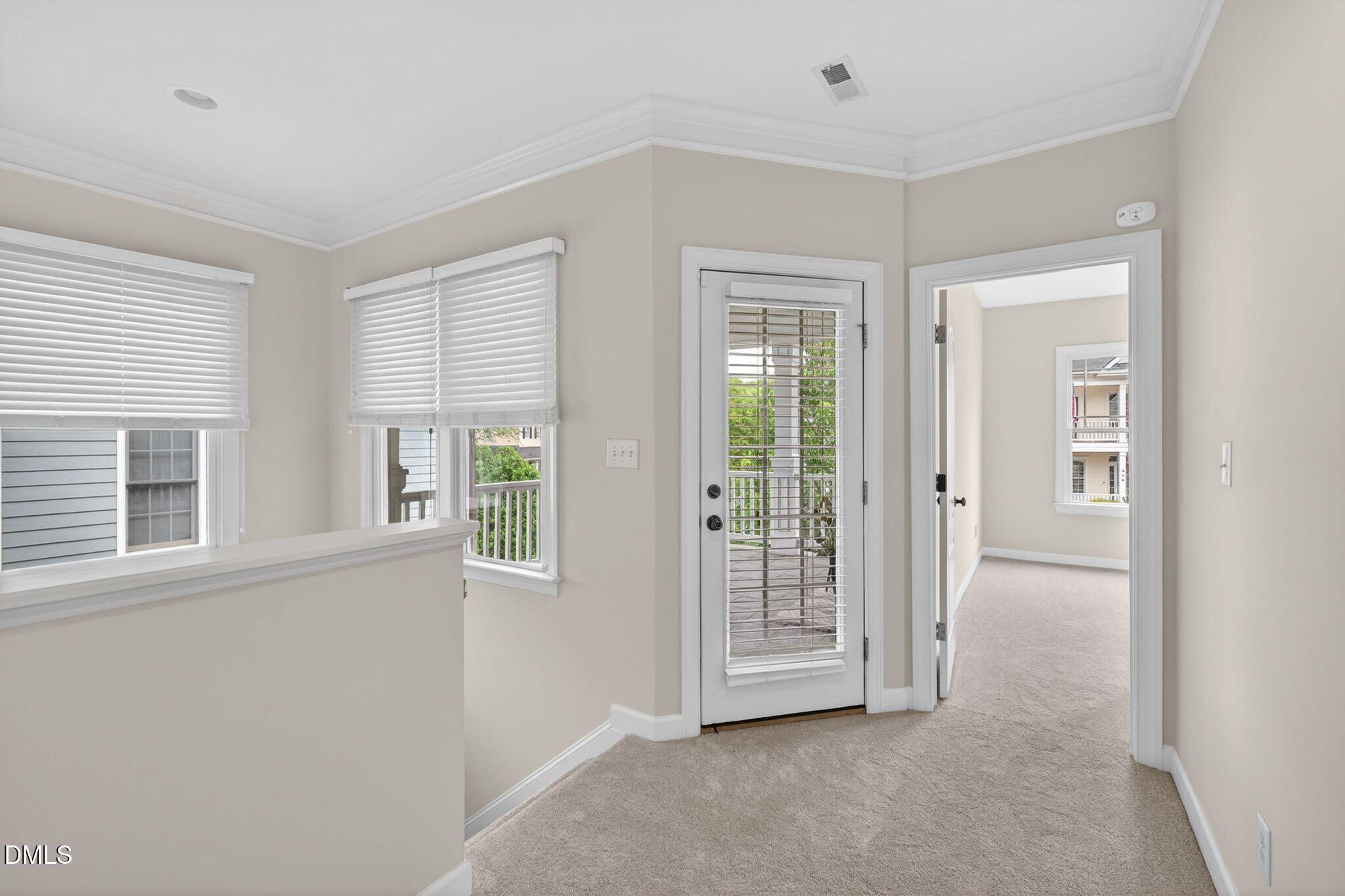 909 Carpenter Town Lane