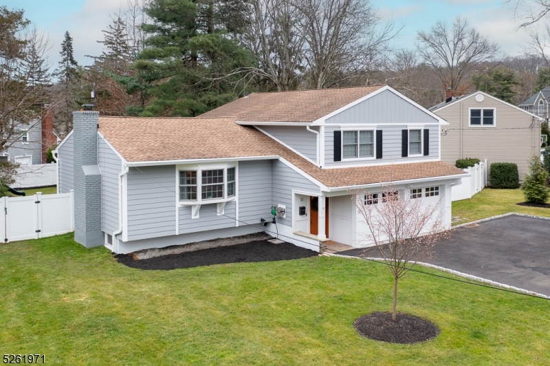32 Bergen Rd