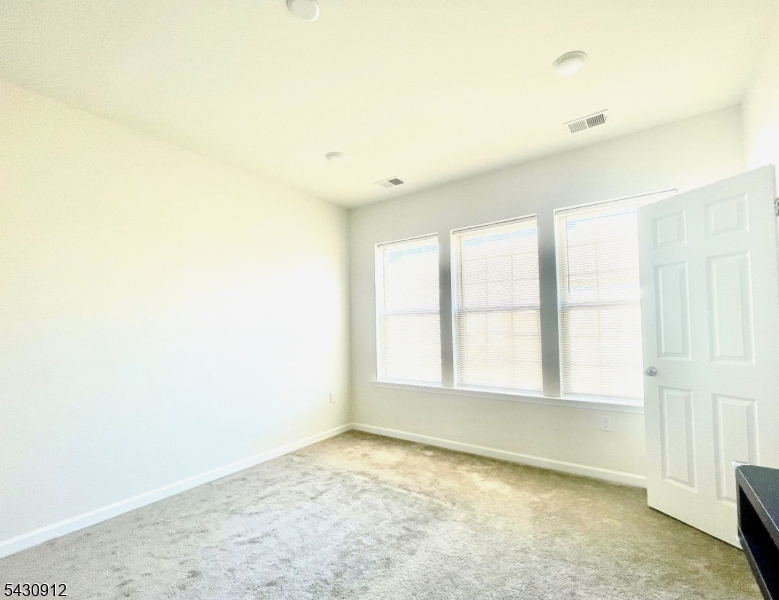 2 Gala Ct