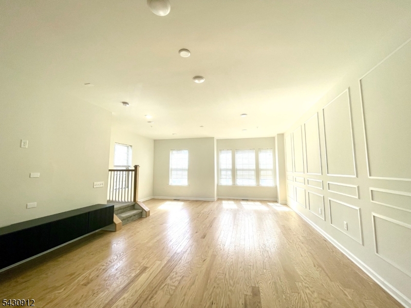 2 Gala Ct
