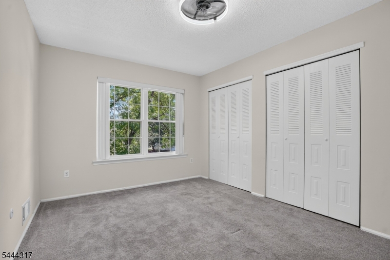 2212 Doolittle Dr